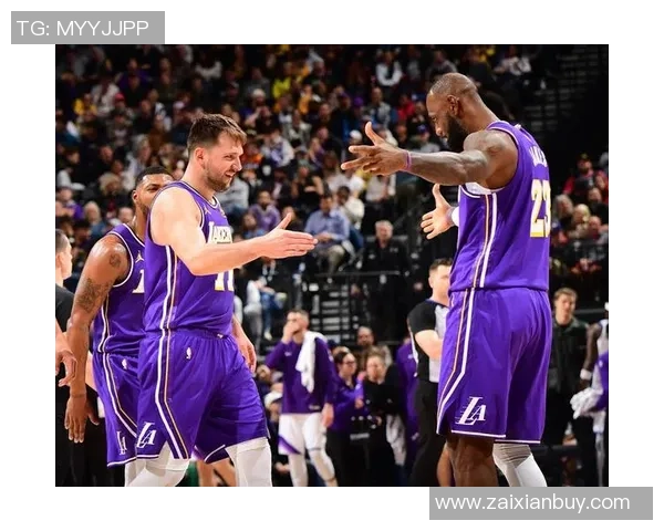 NBA赛事分析火箭力克雷霆勇士遭尼克斯阻击湖人轻松战胜黄蜂