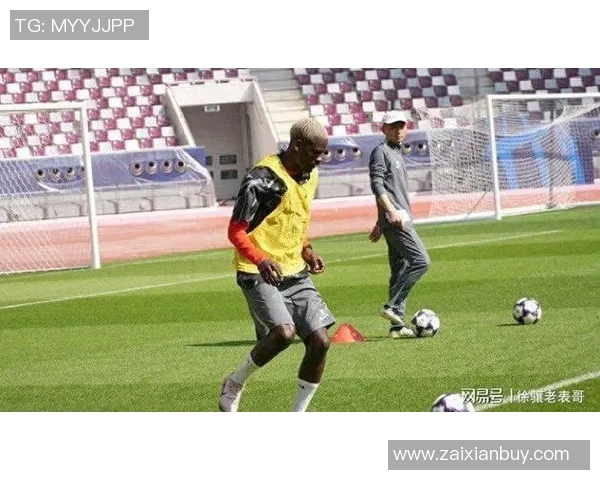 李新翔精彩穿裆过人后推射远角破门助海港4-2领先海牛