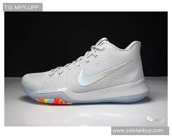 未来之星闪耀赛场Nike为NCAA女篮球员朱朱沃特金斯特别推出个性配色球鞋